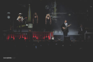 Ricardo Arjona | Blanco y Negro Tour