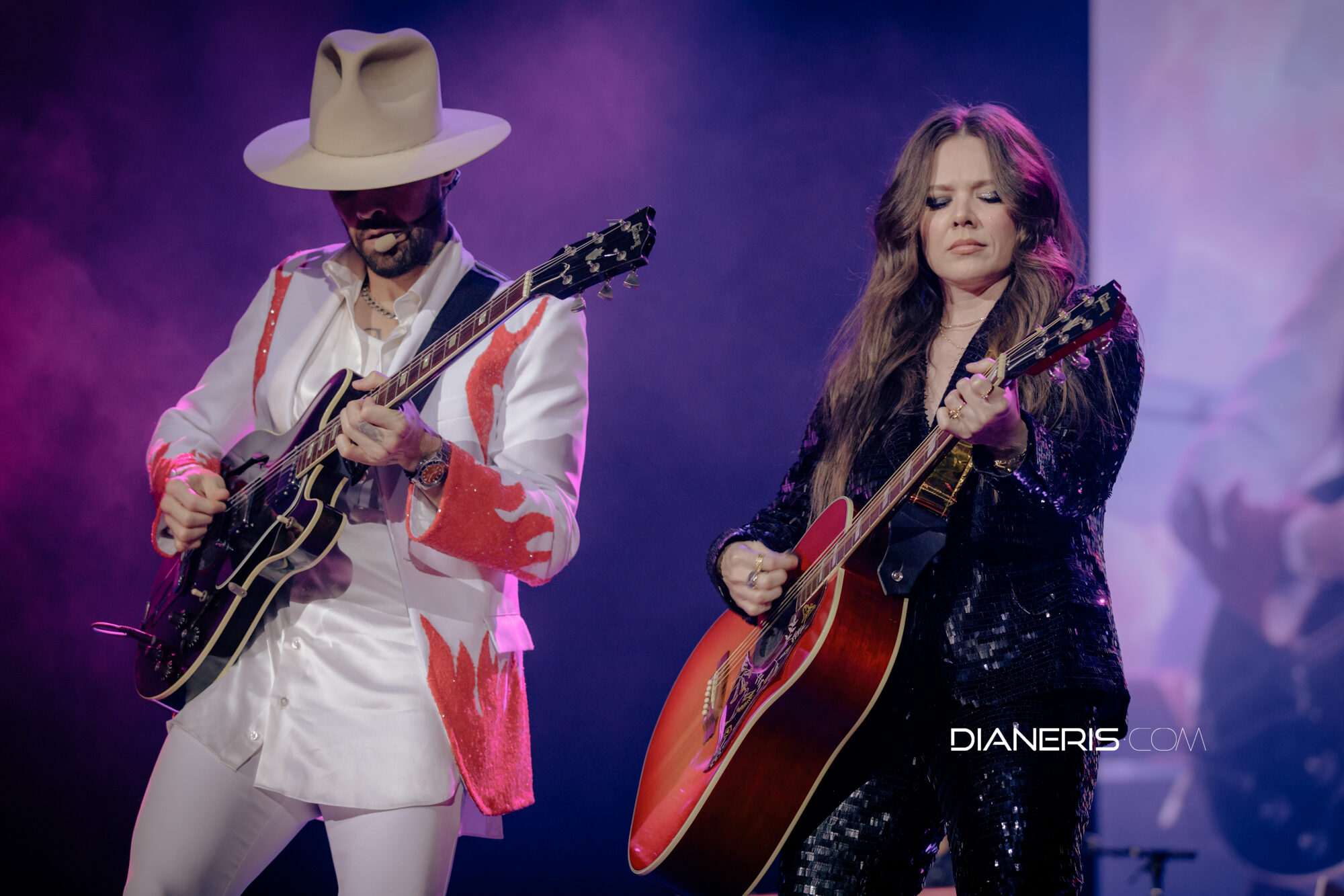 Jesse & Joy | f: @dianeris